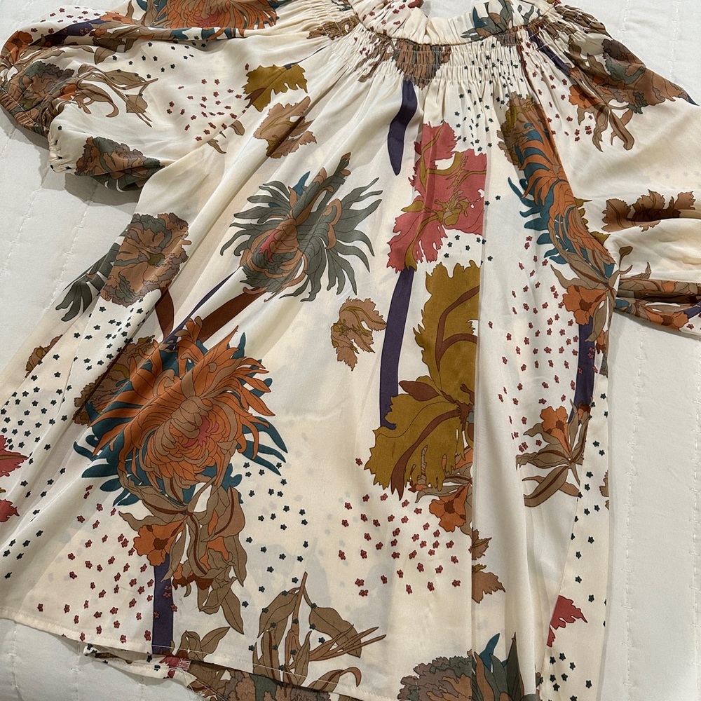 JODIFL Cream Floral Blouse with Earthy Tones size M